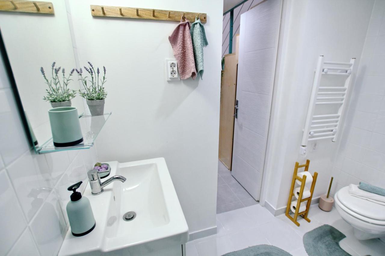 Lovely&Modern Downtown Apartment With Free Parking Budapešť Exteriér fotografie